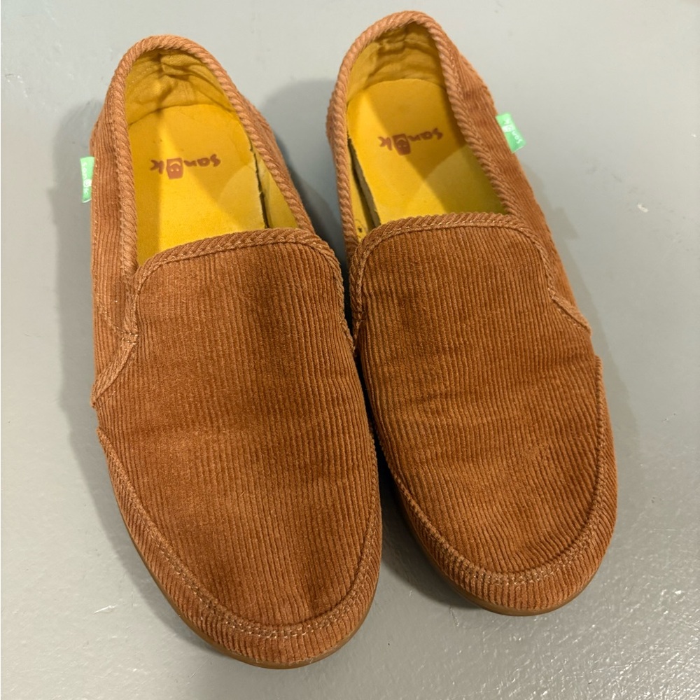 Sanuk Brown Corduroy Flats